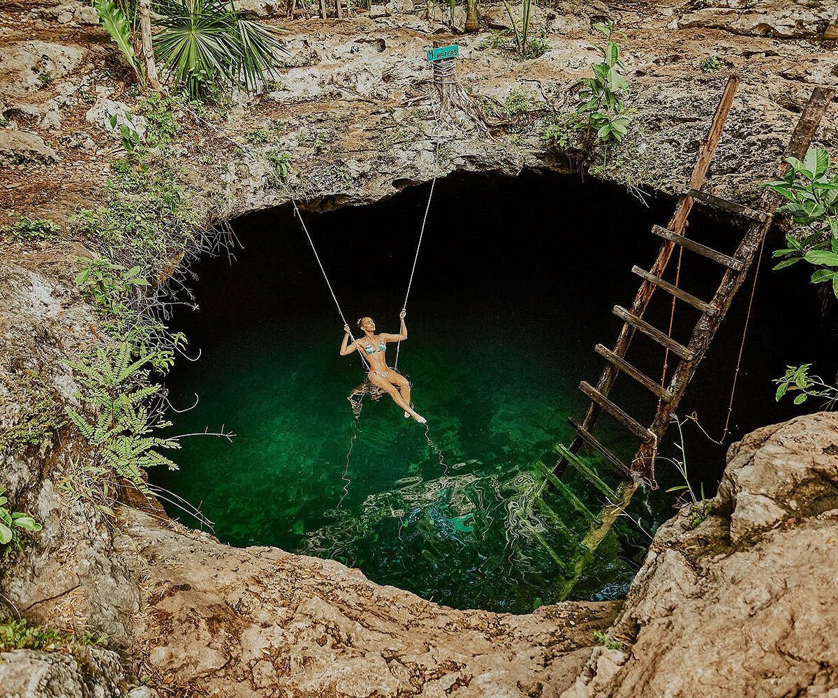 Cenote Calavera (Tulum)