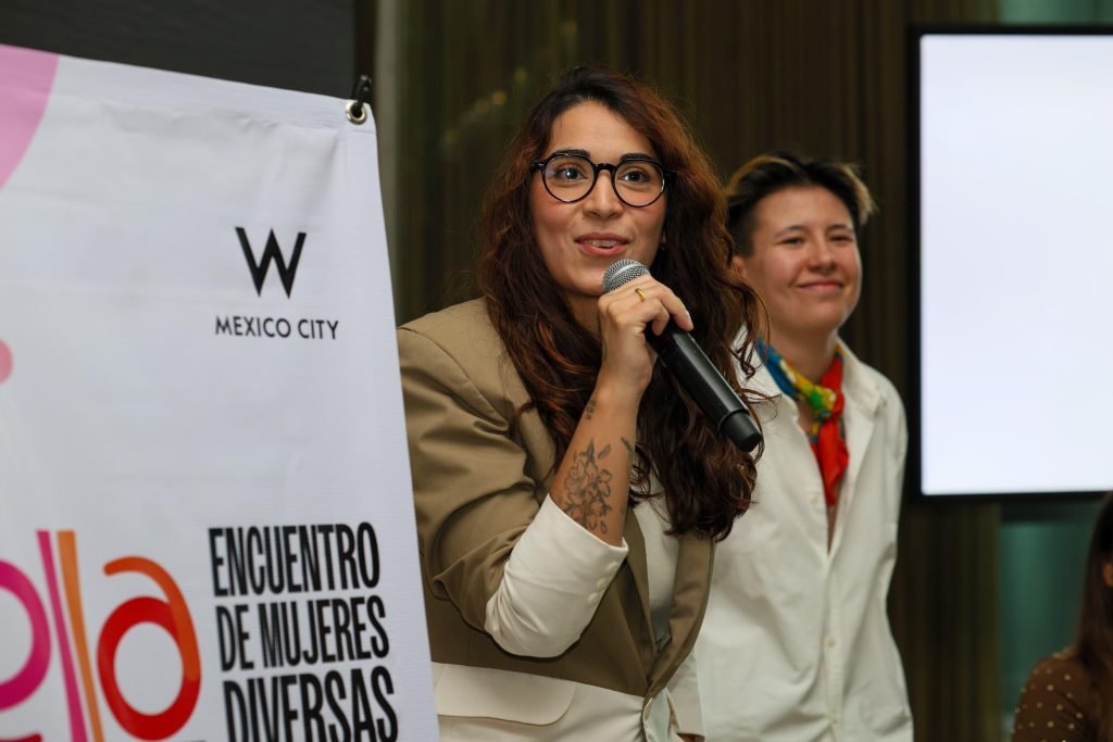 ELLA CONECTA impulsa el liderazgo femenino