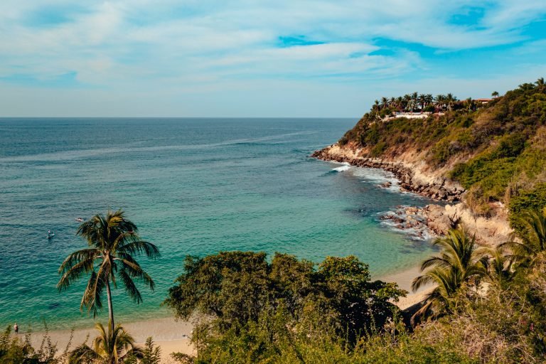 ¡Puerto Escondido brilla rumbo al título a Mejor Destino de México 2025!