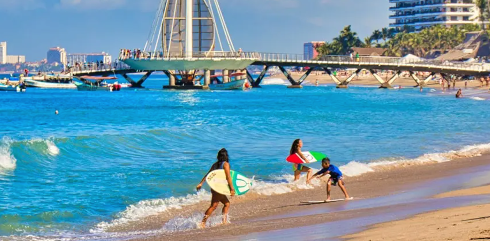 El corredor turístico que conecta Puerto Vallarta y la Riviera Nayarit está viviendo una transformación