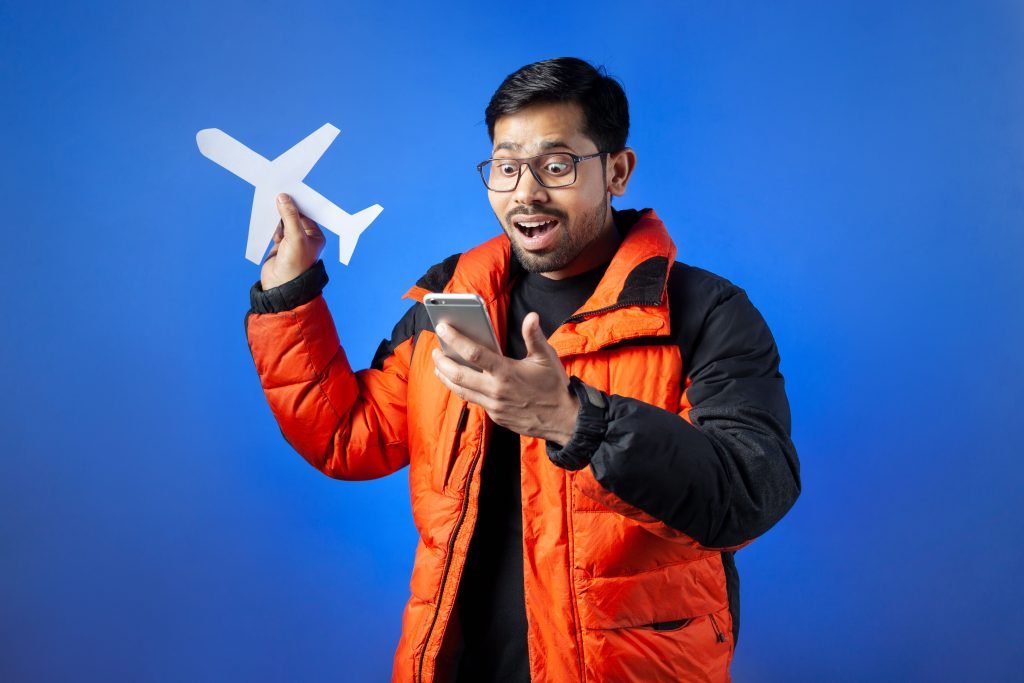Si la aerolínea no ofrece solución o compensación adecuada, es recomendable utilizar herramientas como AirHelp