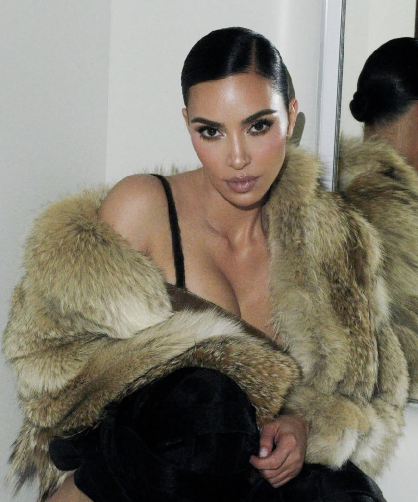Kim Kardashian se beneficia del turismo médico en México