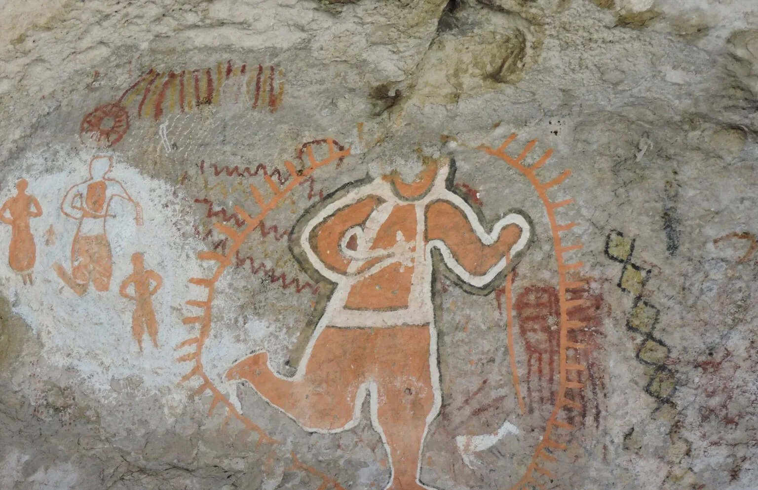 En lo profundo de la Huasteca Potosina se cuenta la historia de unos gigantes ancestrales que no necesitaban comer ni beber: solo se alimentaban del aroma de las cosas. Aquí te contamos la leyenda completa.