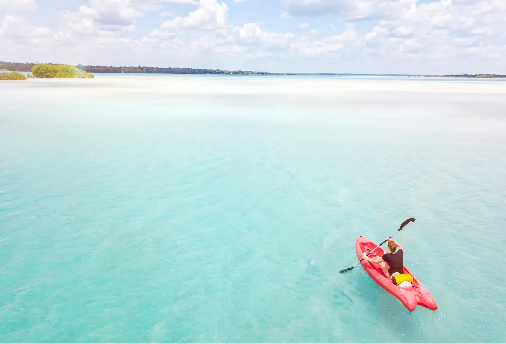Pueblos Mágicos: Conoce todo sobre Bacalar. Hacer kayak