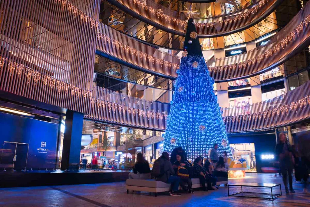Descubre las mejores actividades para disfrutar un fin de semana lleno de diversión en la Ciudad de México. Desde arte y cultura hasta gastronomía y vida nocturna, esta guía te ayudará a planear un viaje inolvidable en la capital mexicana, con opciones para todos los gustos y estilos.