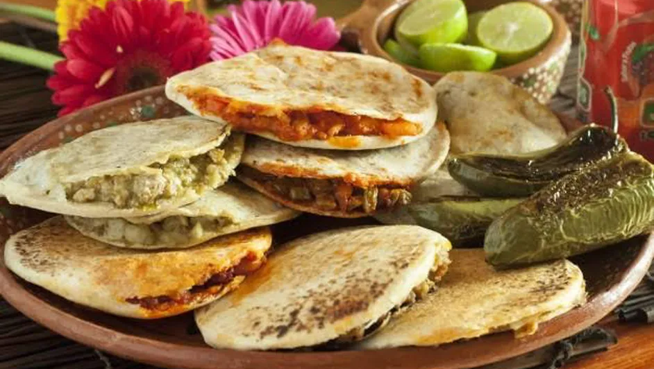 El Festival de la Gordita en Tepatepec, Hidalgo regresa este 2025 con más de 40 variedades de gorditas tradicionales. Descubre cuándo se realiza y cómo llegar fácilmente desde la CDMX