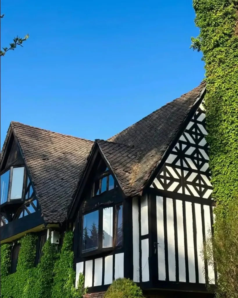 La Casa del Laberinto del Ajusco es uno de los destinos más interesantes de la CDMX. Descubre su historia y porque es único en medio de la naturaleza del Ajusco.