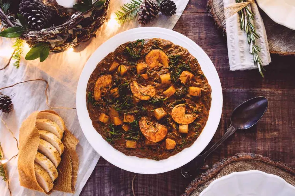 Los romeritos son un platillo tradicional de Navidad en México y una planta llena de beneficios para la salud. Descubre sus propiedades curativas y porque debes incluirlos en tu alimentación ya que pueden ayudarte más de lo que imaginas.