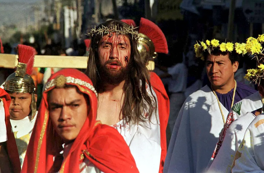 La representación de la Pasión de Cristo en Iztapalapa obtuvo su reconocimiento más importante. Descubre por qué este evento se ha convertido en una de las tradiciones más poderosas de México y por qué deberías vivirla al menos una vez.