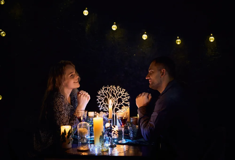 Cena romántica con tu pareja en San Valentín, Día del Amor y la Amistad.