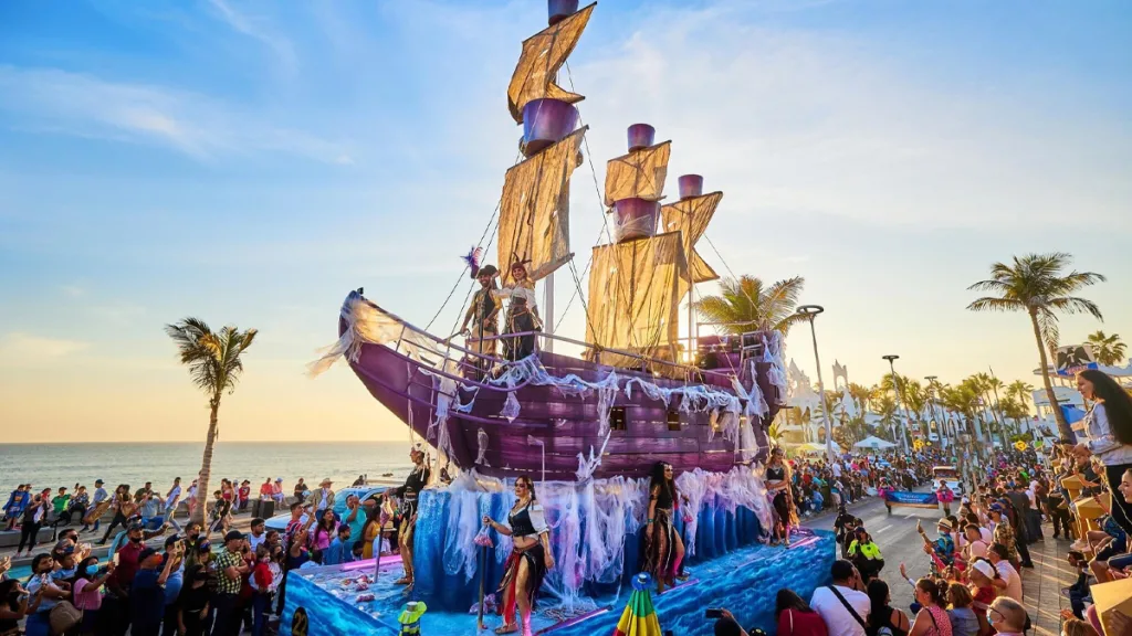 Descubre todo sobre los Carnavales 2026 en Mazatlán y Veracruz: fechas oficiales, artistas confirmados, historia de estas fiestas, actividades imperdibles y consejos para planificar tu viaje. Vive una de las celebraciones más vibrantes de México.