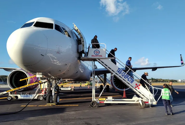 Pasajeros. Vuelos en avión.