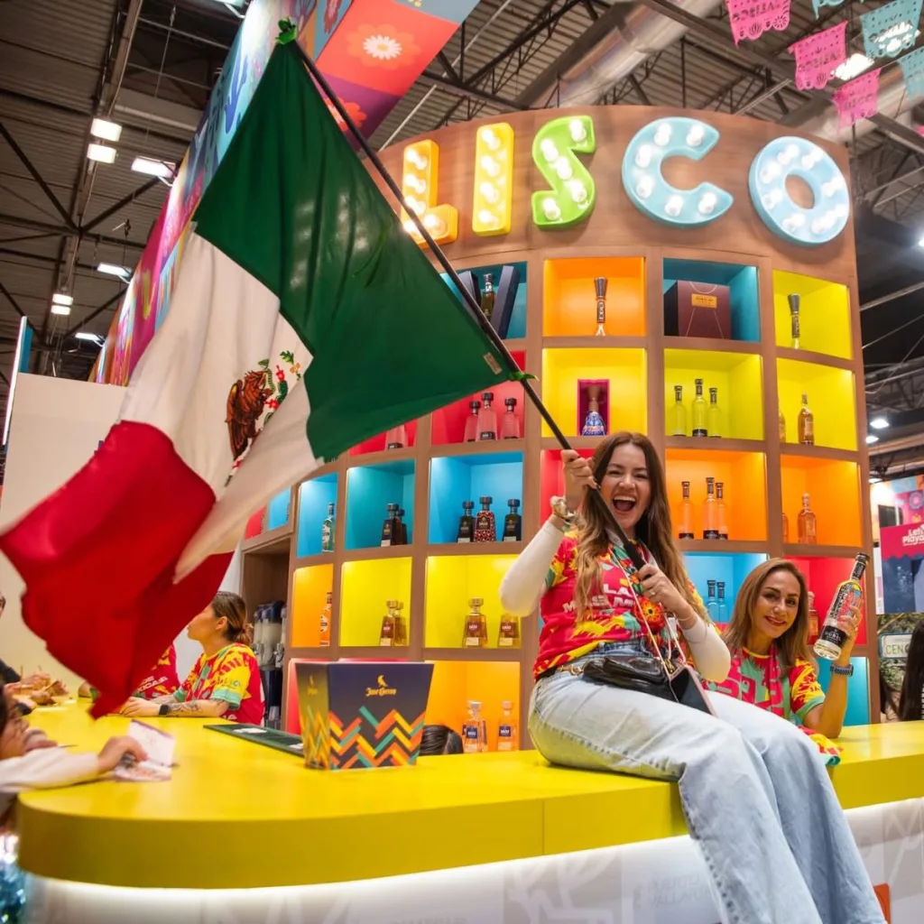 Descubre cómo México fortaleció su proyección internacional en FITUR 2026 como país Invitado, acuerdos de inversión y promoción cultural estratégica para posicionarse como potencia turística global.