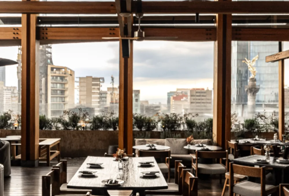 Restaurante Salazar. Cenas románticas 2026: ¡Los 7 restaurantes con las mejores vistas de la CDMX para San Valentín!