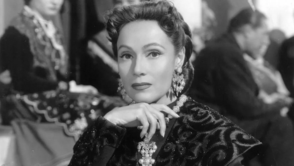 Descubre quiénes son los grandes íconos del cine mexicano, su historia, contexto cultural y por qué sus personajes siguen influyendo en la identidad, el arte y la memoria colectiva de México.
