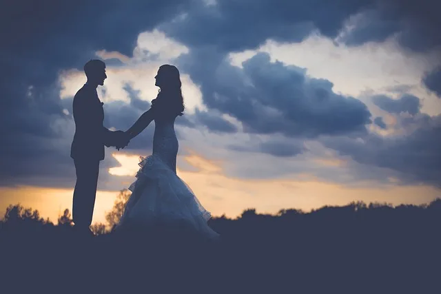 Descubre qué es el turismo de romance, sus características, cómo ha evolucionado y por qué México se está posicionando como un destino ideal para experiencias románticas como bodas, lunas de miel y escapadas en pareja.