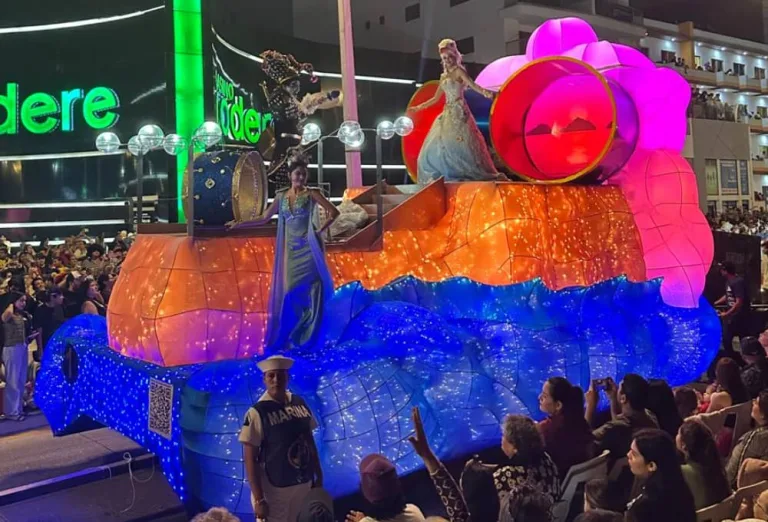 Entre tamboras, lentejuelas y memoria: así se vivió el Carnaval Internacional de Mazatlán