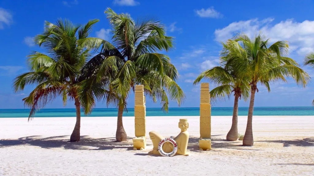 Isla Pasión, en Cozumel, fue reconocida por Tripadvisor como una de las mejores islas del mundo. Descubre por qué este paraíso mexicano conquista viajeros.