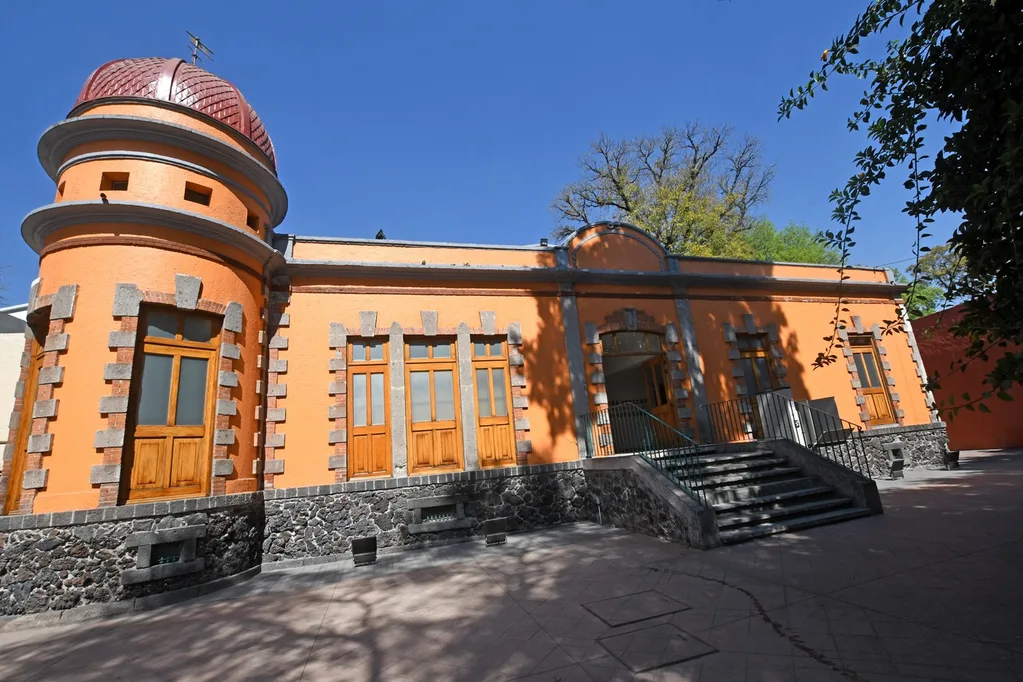 Descubre los mejores museos en Coyoacán para visitar después del trabajo. Historia, arte y cultura en uno de los barrios más emblemáticos de la Ciudad de México. ¿Ya fuiste a todos?