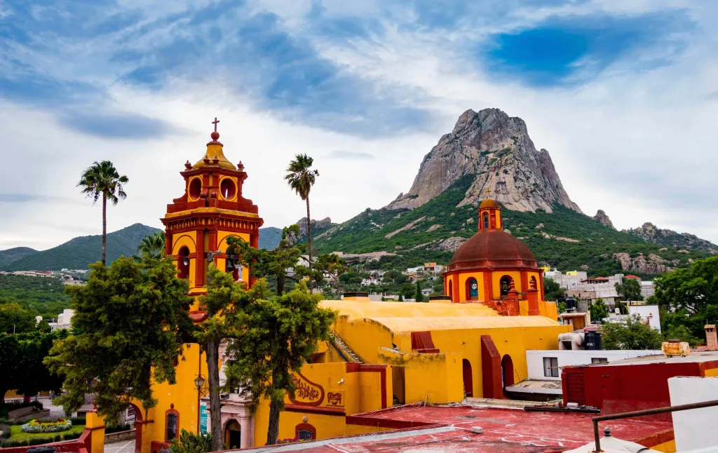 Escápate esta Semana Santa a 5 Pueblos Mágicos poco conocidos en México donde encontrarás cultura, naturaleza y destinos auténticos lejos de las multitudes. ¿Ya conoces alguno?