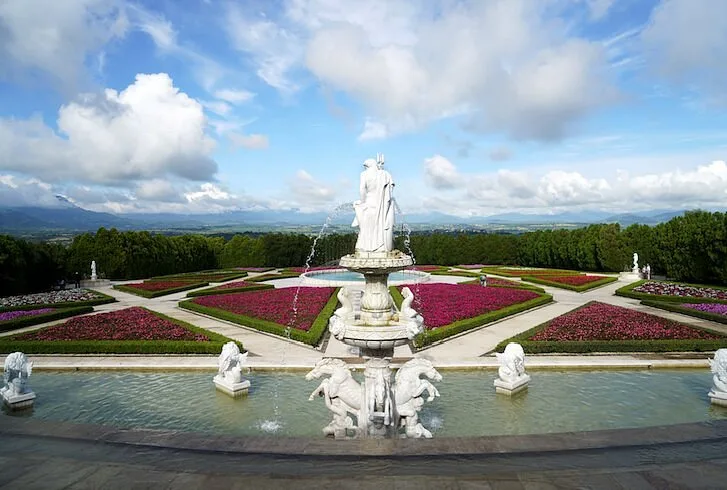 Celebra la llegada de la primavera en Jardines de México, el jardín floral más grande del país. Descubre actividades, espectáculos y experiencias para disfrutar un fin de semana lleno de naturaleza.