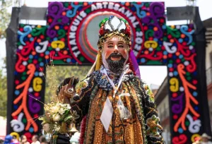 Tianguis Artesanal de Domingo de Ramos en Uruapan 2026: El corazón de la cultura michoacana late en Latinoamérica