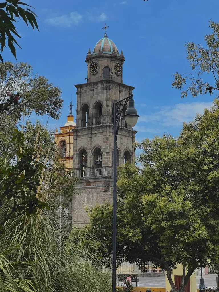 Descubre Ixtenco, el Pueblo Mágico de Tlaxcala famoso por su gastronomía ancestral otomí, sus ingredientes nativos y su cultura viva. Es momento de que lo conozcas.