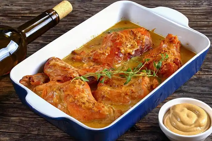 Descubre la historia del conejo como platillo prehispánico en México, su significado cultural y cómo sigue presente en la gastronomía tradicional. ¿Lo has probado?