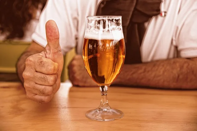 Este Día del Padre 2026, celebrar con una buena cerveza artesanal es apostar por una experiencia más auténtica/Foto: Pixabay
