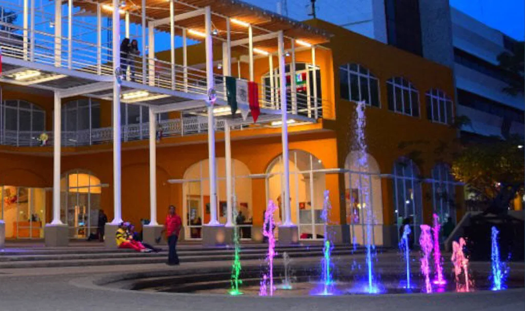 Descubre el pueblo cerca de CDMX famoso por vender colchas, cobijas y textiles baratos, además de su tradicional barbacoa y ambiente familiar de fin de semana. ¿Ya lo conoces?