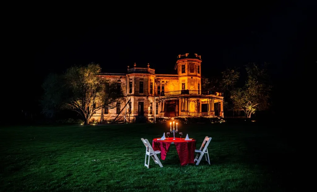 Descubre la historia de la Hacienda La Bella Cristina, la misteriosa mansión abandonada vinculada a Porfirio Díaz que hoy luce detenida en el tiempo entre ruinas y leyendas. ¿Cuándo la visitas?