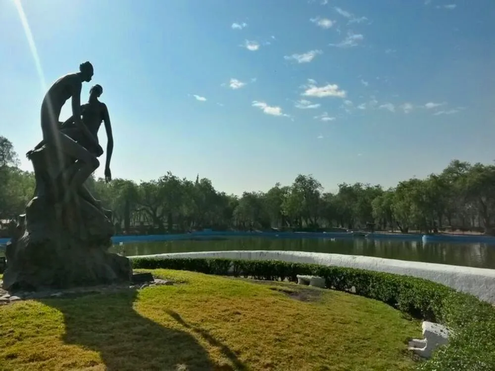 Descubre el Parque de las Esculturas en Cuautitlán Izcalli, un espacio cultural y natural en el Estado de México con arte monumental, áreas verdes y actividades al aire libre.