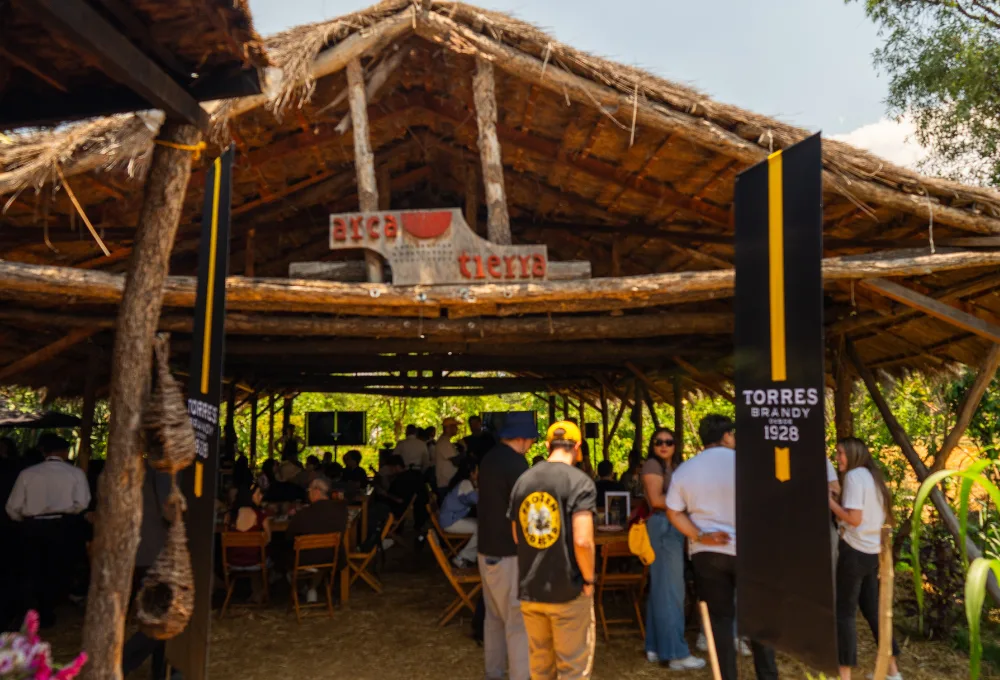 Torres Society elige Xochimilco para el lanzamiento de su exclusiva comunidad de élite en la industria de spirits