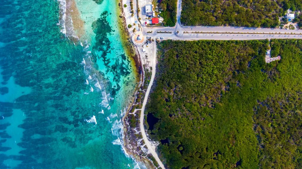 SEMARNAT anunció que el proyecto “Perfect Day” de Royal Caribbean en Mahahual no será aprobado. Te contamos qué incluía, por qué generó polémica y qué impacto tendría en Quintana Roo.