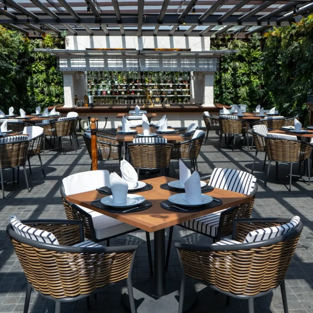 Descubre cuáles eran los restaurantes favoritos de Silvia Pinal en CDMX, los lugares donde disfrutaba la gastronomía mexicana y convivía con artistas y amigos. Por cierto, ¿tú los conoces?