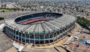 A unos minutos del Estadio Azteca, Coyoacán y Tlalpan invitan a descubrir otra cara de la CDMX: museos, mercados, plazas y cultura viva que convierten cada visita en algo mucho más que fútbol./Foto: Wikimedia Commons