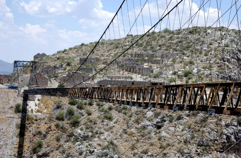 Puente de Ojuela en Mapimí, Durango: Costos, tirolesas y leyendas en el Pueblo Fantasma