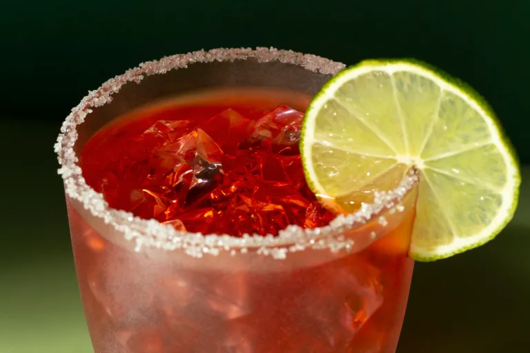 Tejuino: Dónde probar la bebida fermentada más fresca de Guadalajara Para “sobrevivir” al calor de Junio
