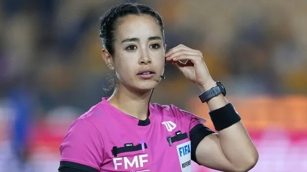Conoce quién es Katia Itzel García, la primera mujer árbitra mexicana en participar en un Mundial varonil. Descubre su historia, trayectoria y el legado que está construyendo para las futuras generaciones.