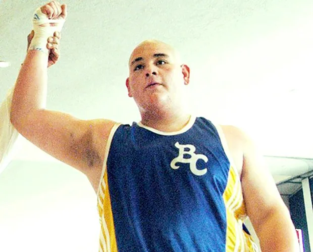 ¿Quién es el único campeón mexicano de peso pesado? Descubre la historia de Andy Ruiz, su hazaña ante Joshua y las razones de su declive en el boxeo.