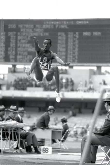 Los Juegos Olímpicos de México 1968 marcaron un antes y un después en la historia deportiva del país, no solo por ser nuestra edición más exitosa en cuanto a resultados sino por todos los obstáculos que estos Juegos tuvieron que pasar antes de volverse realidad.