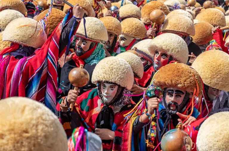 La noble española que curó a un pueblo: El origen histórico de los Parachicos de Chiapa de Corzo