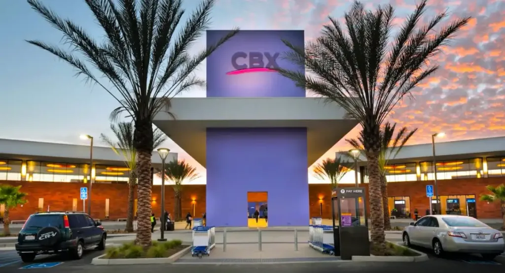 Descubre qué es Cross Border Xpress (CBX), cómo funciona el puente que conecta Tijuana con San Diego, quién puede utilizarlo y qué reveló Eduardo Schutte, director comercial de CBX, sobre el futuro de este cruce fronterizo.