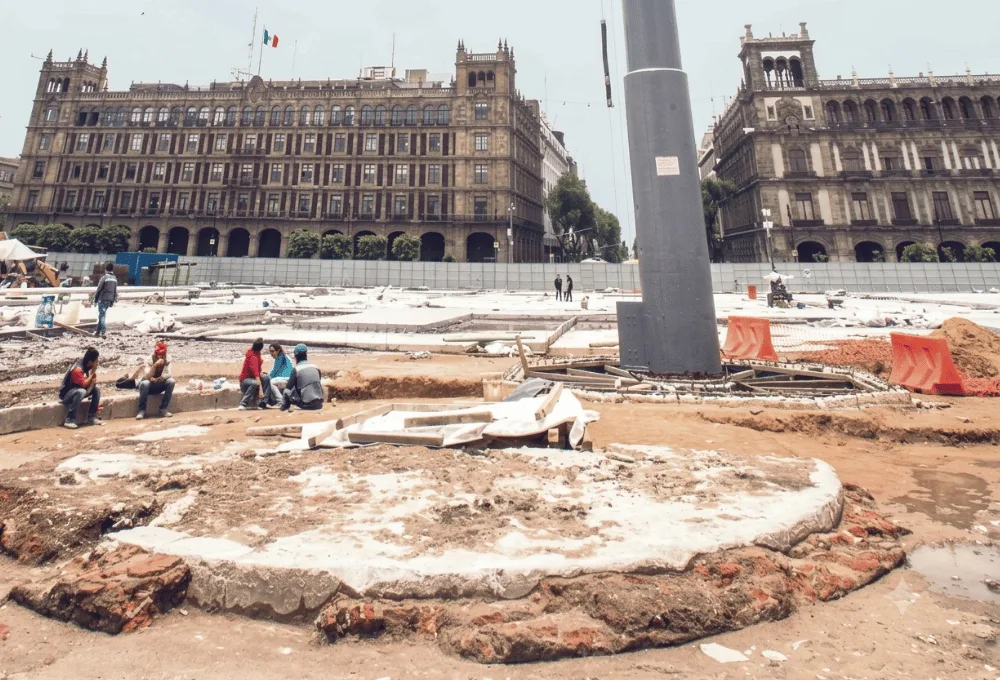 El zócalo de Lorenzo de la Hidalga (CDMX)