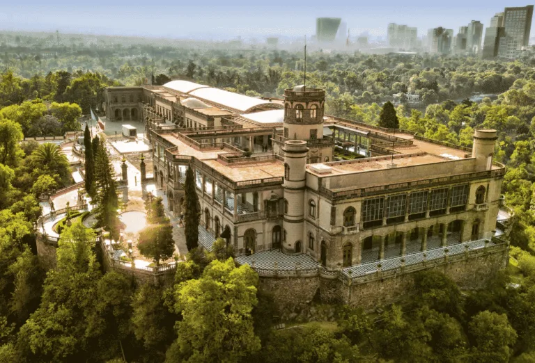 ¿A dónde llevan los túneles ocultos del Castillo de Chapultepec? Los pasadizos secretos de Porfirio Díaz