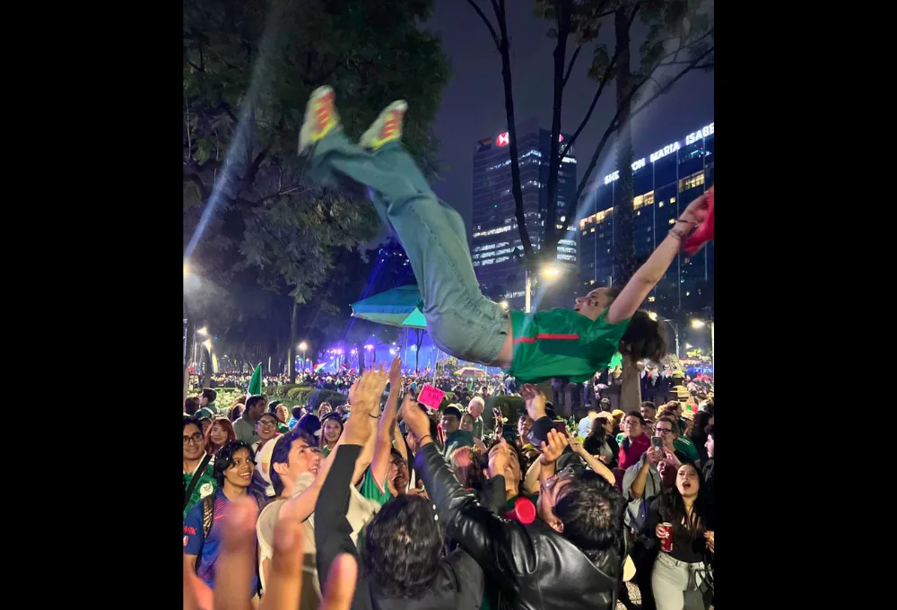 ¿Por qué el Gobierno de CDMX pide cancelar el “Quiere volar” en los festejos de la Selección Mexicana? Ángel de la Independencia.