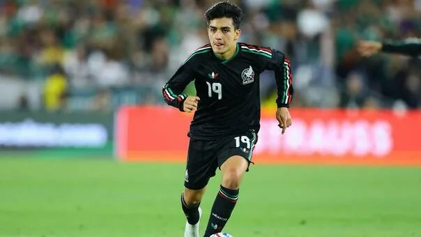 Descubre quién es Gilberto Mora, la joven promesa del fútbol mexicano. Conoce su historia, sus inicios en el fútbol, su explosión en la Liga MX, su papel con la Selección Mexicana y por qué muchos lo consideran el futuro del Tri