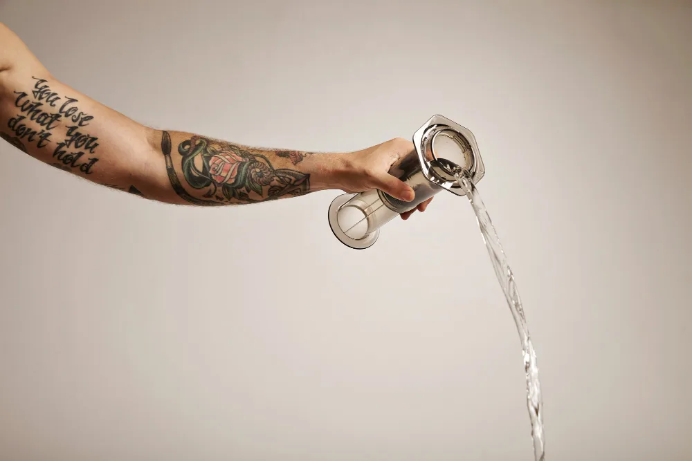 Después de 1985, la pregunta ya no era únicamente si había agua en la llave, sino qué había ocurrido con ella durante su recorrido por kilómetros de tuberías bajo la ciudad.