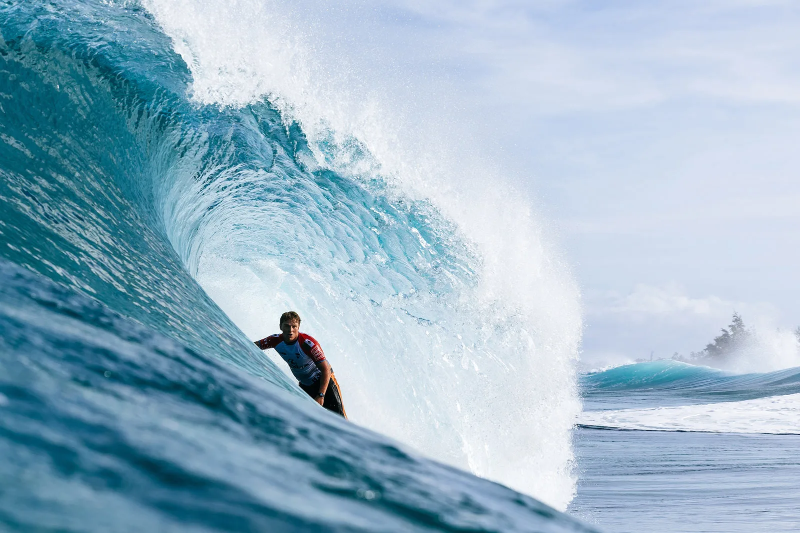 ¡El rey de las olas que está poniendo el surf nacional en lo más alto ...