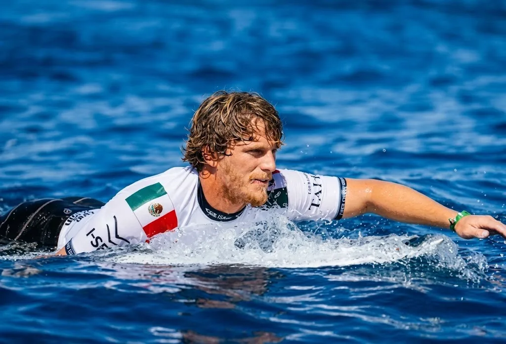 Un recorrido por la historia del primer surfista mexicano en los Juegos Olímpicos y en las altas esferas del surf mundial. ¿Sabías algo acerca de él?
